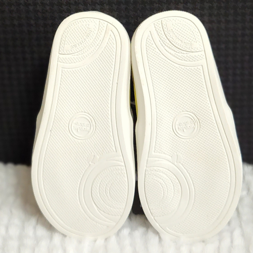 NEW WITH TAGS Wonder Nation Girl Slip On Sneakers Yellow Size 7 - Picture 12 of 12